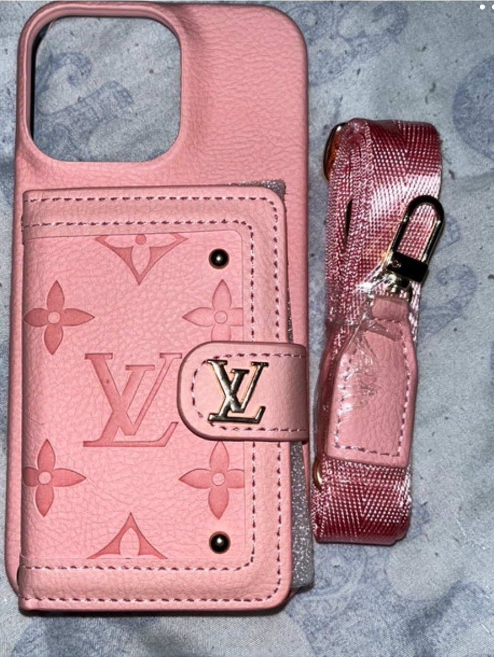 Inspired 16 pro max case with detachable strap